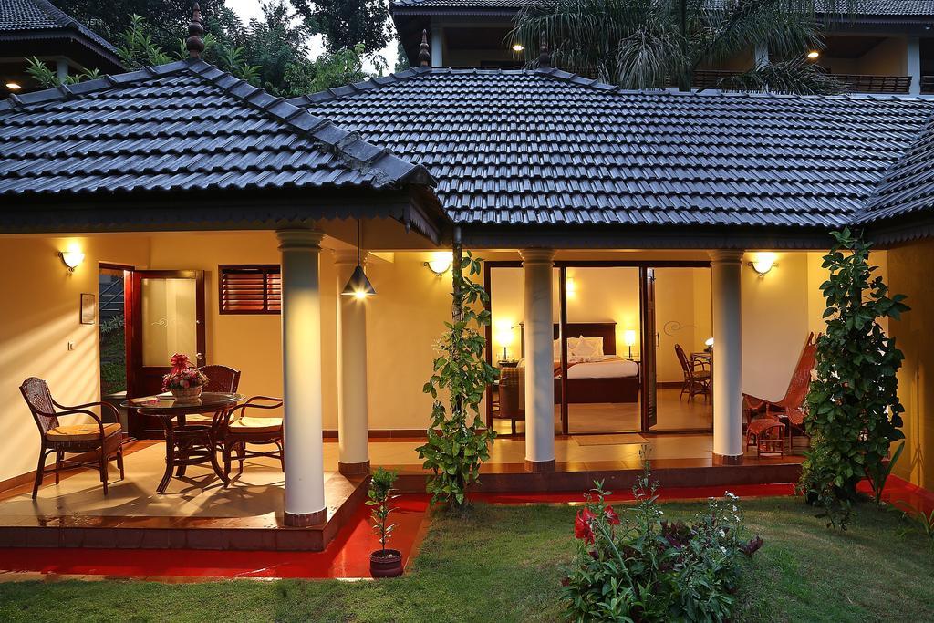 Elephant Court Thekkady Hotel Luaran gambar